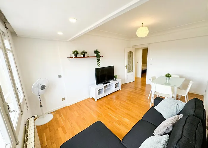 Apartment Highway To El Pilar Comotucasa *